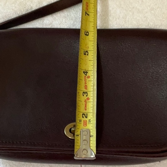 AUTHENTIC COACH CROSSBODY LEATHER CROSSBODY BAG - Picture 6 of 7